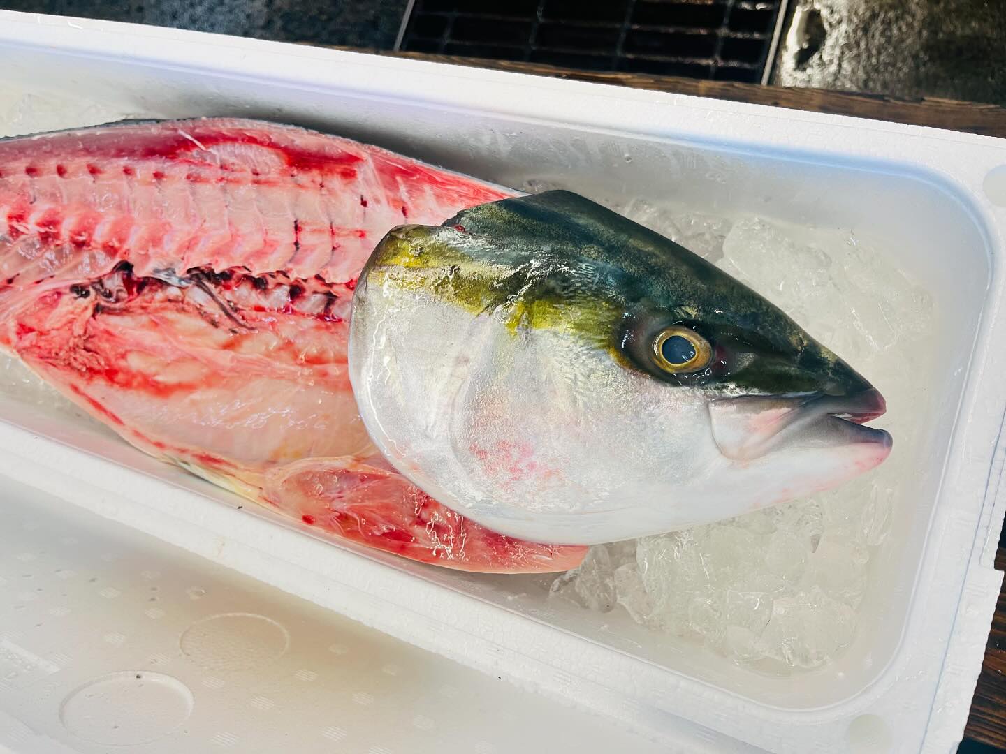 こんにちは!住よしです!!!昨日はお休みありがとうございました!!良いもの入荷ってます!!鹿児島のハマチに!!京都のマアジ!!!オススメです!!!本日もお待ちしてますー!!!#勝田#ひたちなか市#居酒屋#お刺身#日本酒